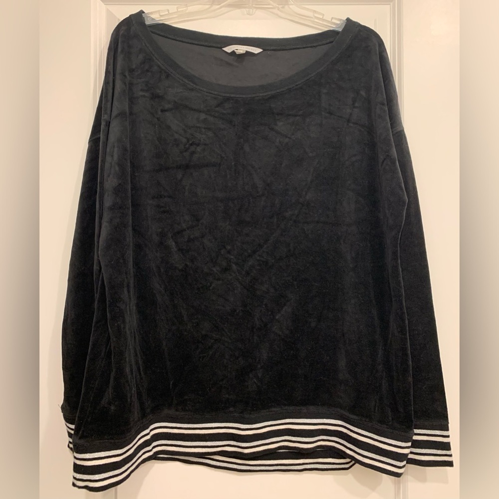 Victoria's Secret Black Velvet Long sleeve Oversized Sweatshirt